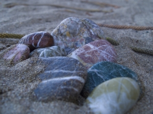 stones-from-a-beach-1431805-m